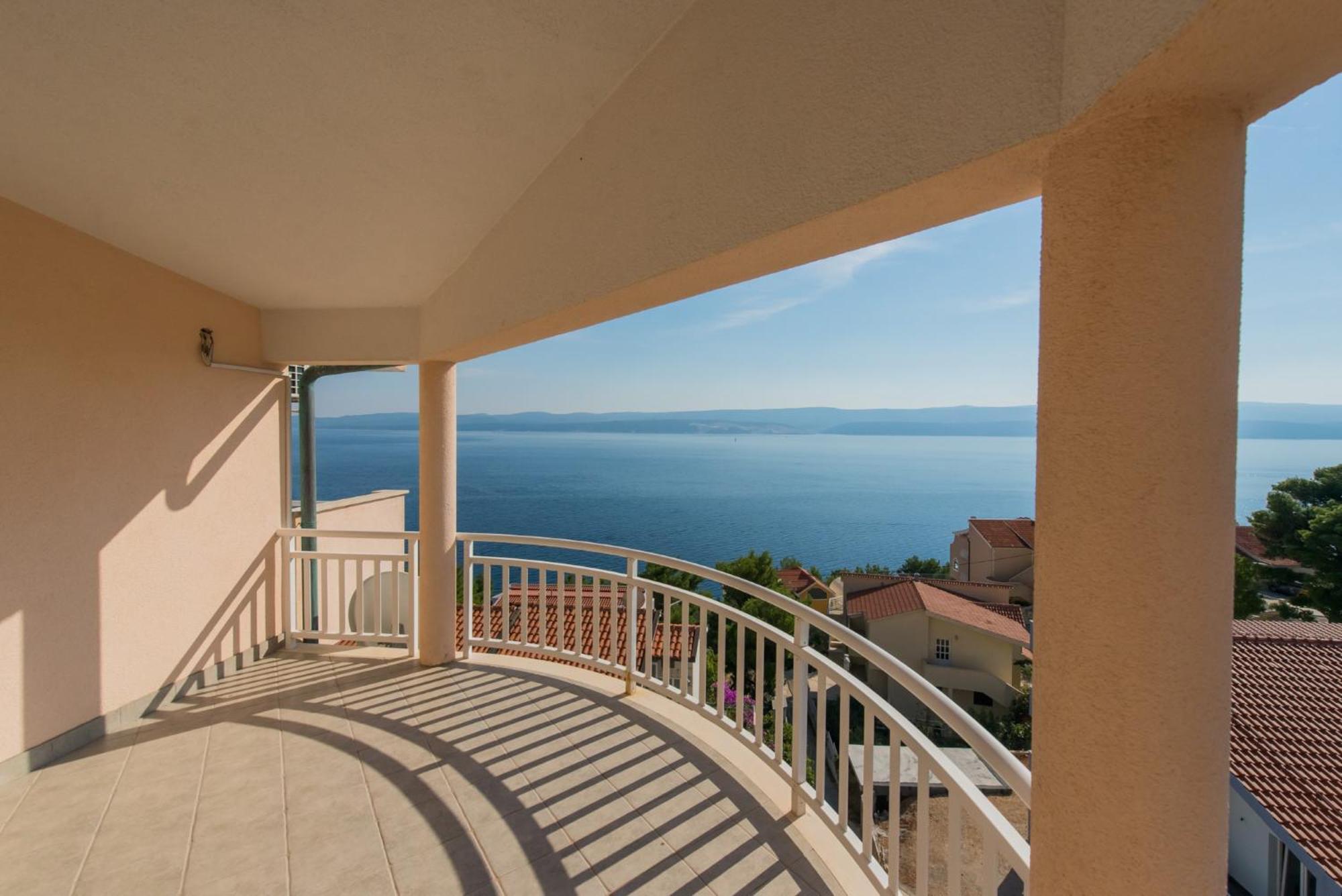 Bed And Breakfast Pero 3 Min Walk To The Beach Lokva Rogoznica Luaran gambar